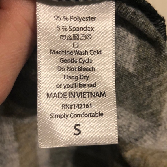 LuLaRoe Irma Top - Picture 4 of 4